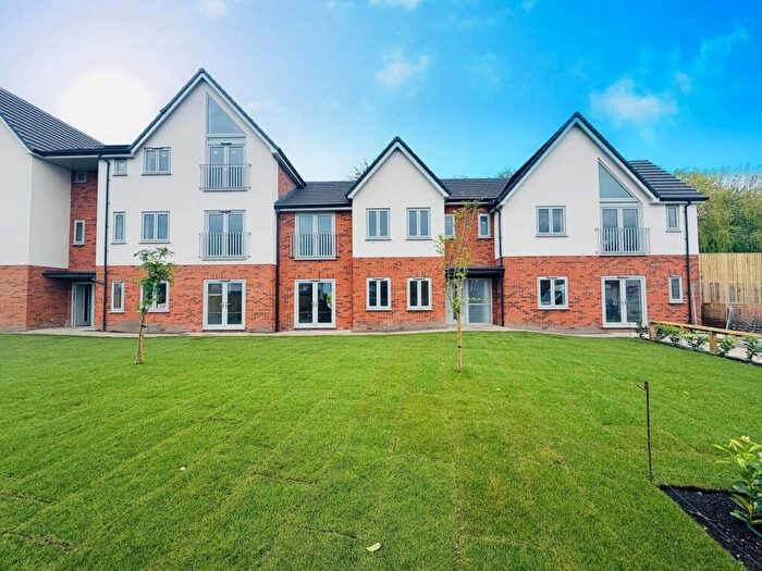 2 Bedroom Apartment To Rent In Milestone Court, Melling, L31