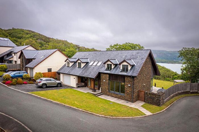 4 Bedroom Detached House For Sale In Arwelfa, Swn Y Dail, Barmouth, LL42
