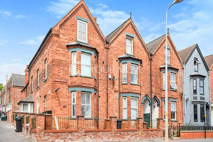 1 Bedroom Flat To Rent In Monks Road, Lincoln, Lincolnshire, LN2