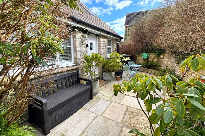 2 Bedroom House For Sale In Garfield Lane, Langton Matravers, BH19