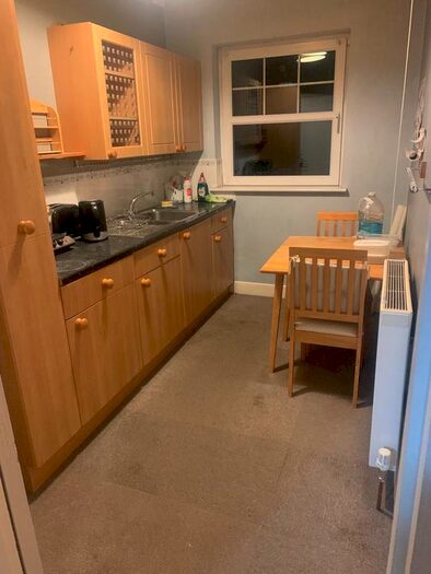 3 Bedroom Flat To Rent In High Street, Finedon, Wellingborough, NN9