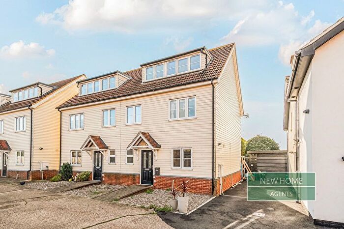 4 Bedroom Semi Detached House For Sale In Spriteshall Lane, Trimley St. Mary, Felixstowe, IP11