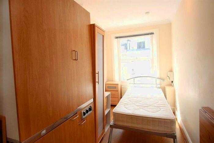 Studio To Rent In Lexham Gardens, High Street Kensington, W8