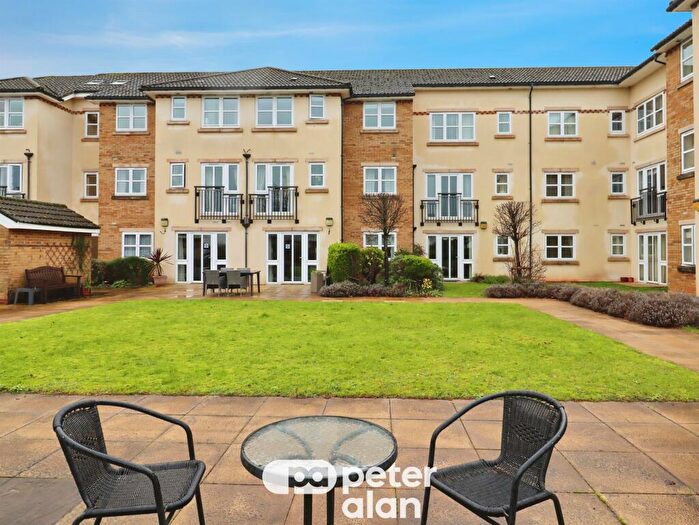 1 Bedroom Flat For Sale In Latteys Close, Cardiff, CF14