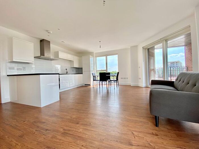 3 Bedroom Flat To Rent In Uncinia House, Alderney Close Colindale Gardens, NW9