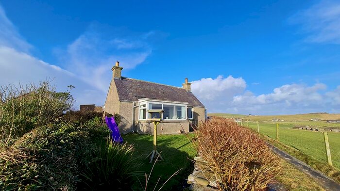 3 Bedroom Detached Bungalow For Sale In Quoyloo, Orkney KW16