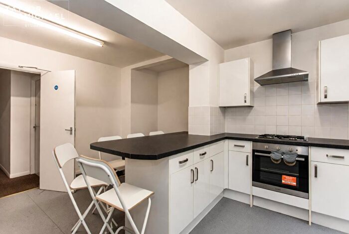 7 Bedroom Semi-Detached House To Rent In The Avenue, Brighton, BN2