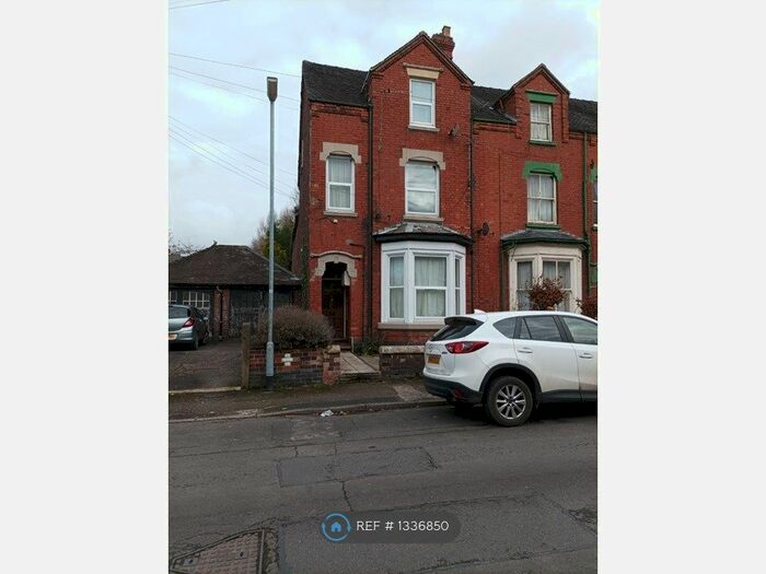 1 Bedroom Flat To Rent In Wolstanton, Stoke On Trent, ST5