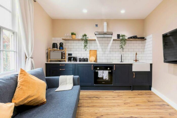 1 Bedroom Flat To Rent In Palace Street, Canterbury, CT1