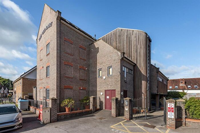 2 Bedroom Flat To Rent In The Old Dairy, Bepton Road, Midhurst, GU29