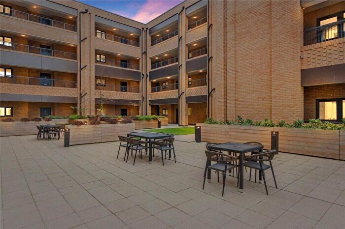 2 Bedroom Retirement Property For Sale In Spinning Wheel Way, Wallington, SM6