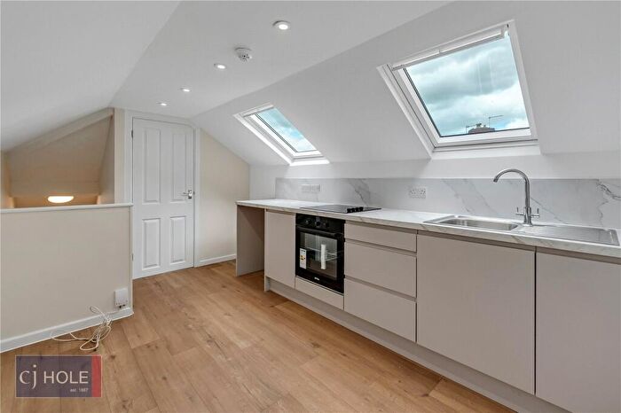 2 Bedroom Apartment To Rent In Soundwell Road, Bristol, Gloucestershire, BS15