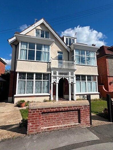 2 Bedroom Flat To Rent In Southern Road, Bournemouth, BH6