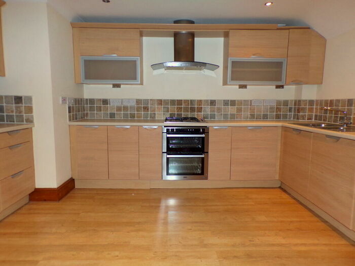 2 Bedroom House To Rent In Dean Court, Bamber Bridge, PR5