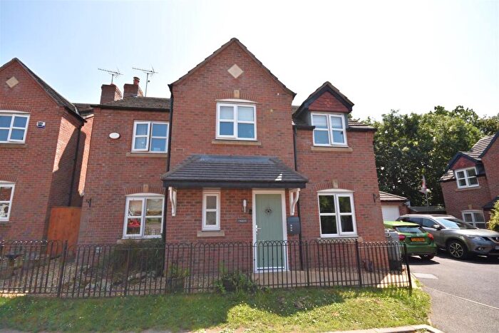 4 Bedroom Detached House For Sale In John Yeoman Close, Little Neston, Neston, CH64