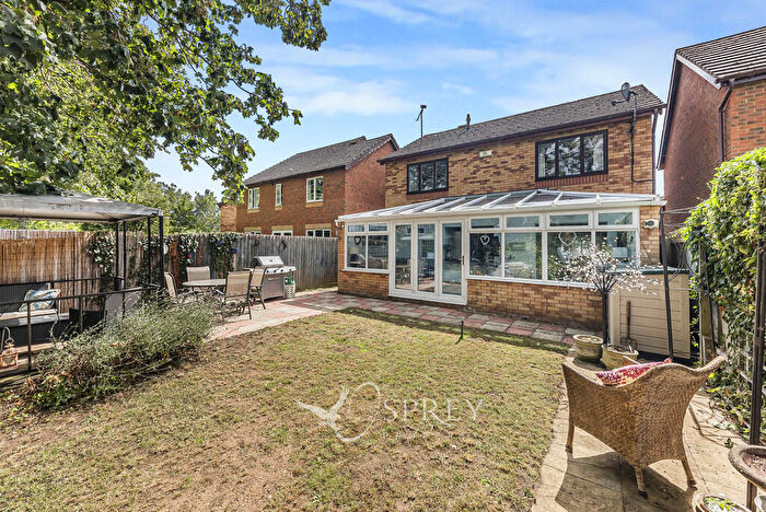 4 Bedroom Detached House For Sale In Rowell Way, Oundle, Northamptonshire, PE8
