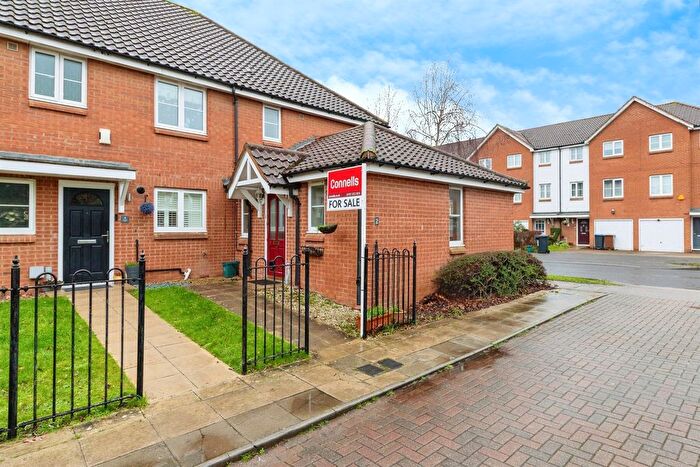 3 Bedroom End Terrace House For Sale In Chambers Grove, Welwyn Garden City, AL7