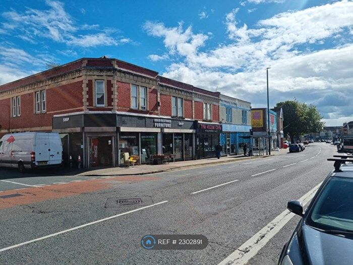 4 Bedroom Flat To Rent In Gloucester Road, Horfield, Bristol, BS7
