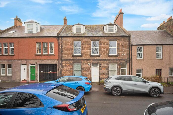 2 Bedroom Flat For Sale In Eskside West, Musselburgh, EH21