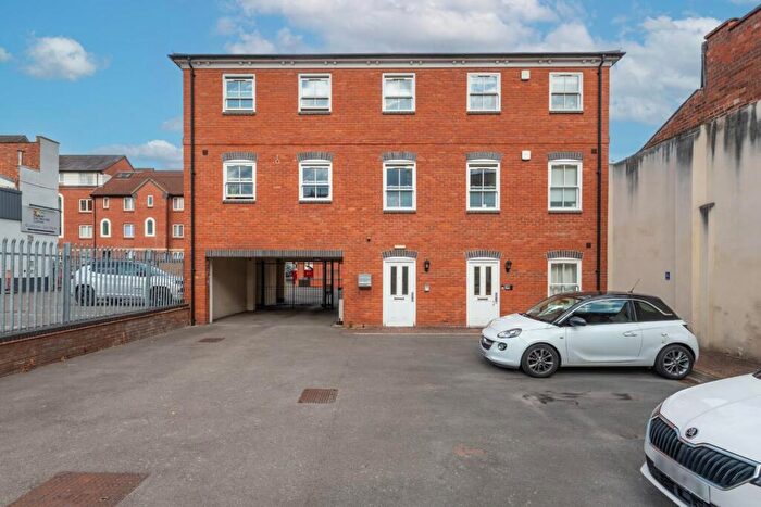 2 Bedroom Apartment For Sale In Kenilworth Street, Leamington Spa, CV32