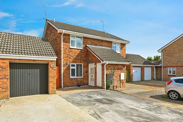 2 Bedroom Semi-detached House For Sale In Tyndale, North Wootton, King's Lynn, PE30