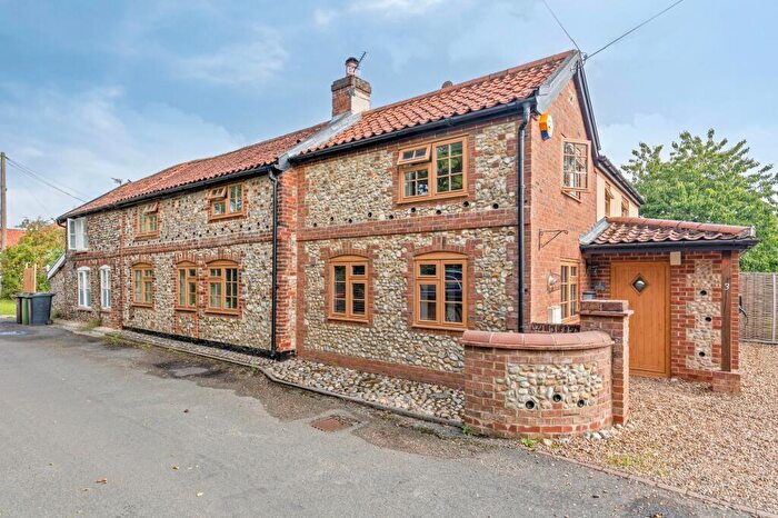 3 Bedroom Cottage For Sale In Wymondham, NR18