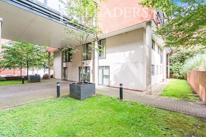 1 Bedroom Apartment To Rent In Avoca Court, Moseley Road, B12
