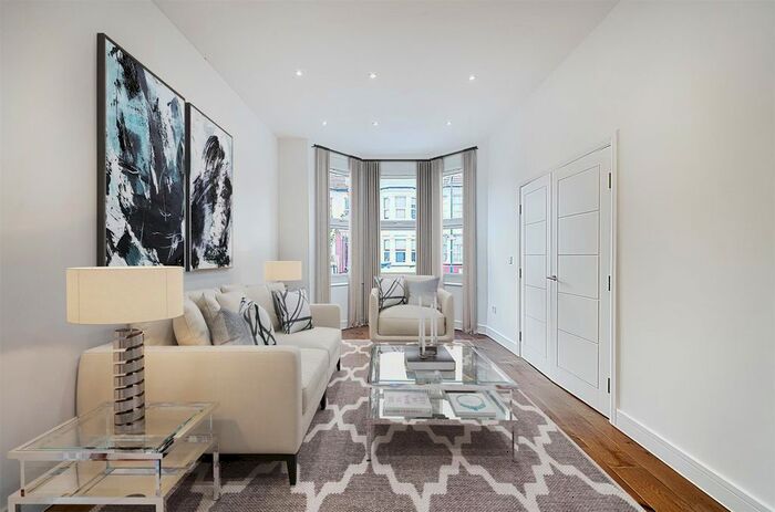 5 Bedroom Property To Rent In Osborne Road, London, NW2