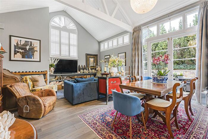 4 Bedroom Country House For Sale In Lady St. John Square, North Road, Hertford, SG14