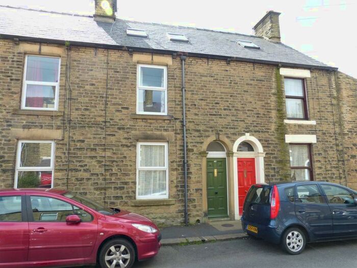 3 Bedroom Terraced House To Rent In Duke Street, Glossop, SK13