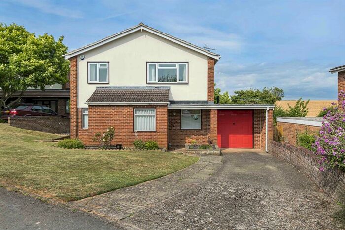 4 Bedroom Detached House For Sale In Littlestead Close, Caversham, Reading, RG4