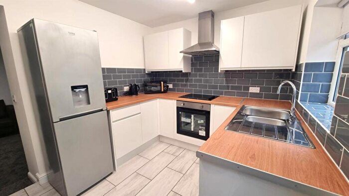 4 Bedroom Private Halls To Rent In Hope Street, Lancaster, LA1