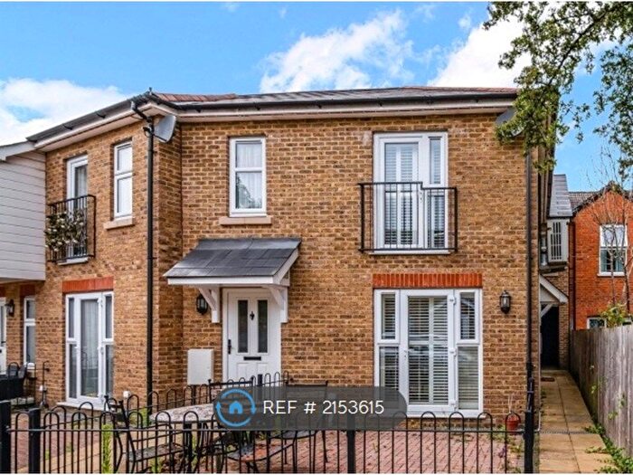 2 Bedroom Semi-Detached House To Rent In Crystal Place, Surrey, KT4