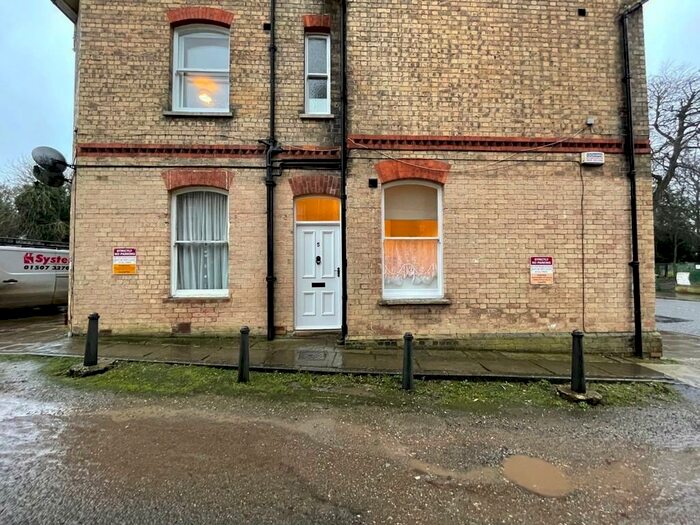 1 Bedroom Ground Flat To Rent In West Street, Alford, LN13