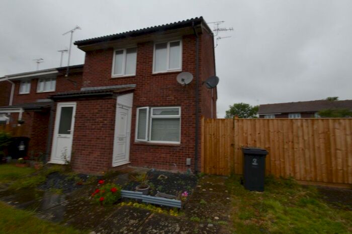 1 Bedroom Maisonette To Rent In Chandos Close, Grange Park, Swindon, SN5