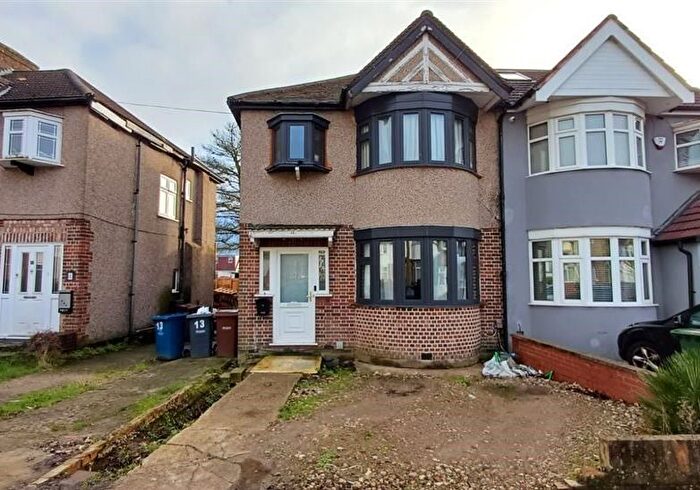 3 Bedroom Semi Detached House For Sale In Pembroke Avenue, Harrow, Middlesex, HA3