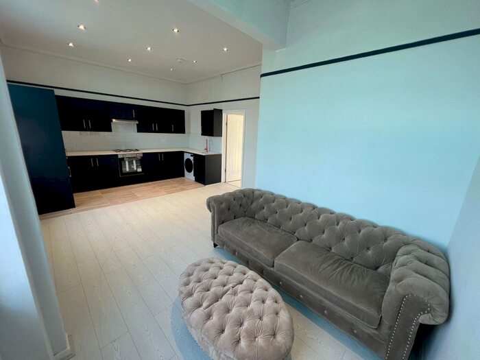 1 Bedroom Apartment To Rent In Aldridge Road, Perry Barr, Birmingham, B42