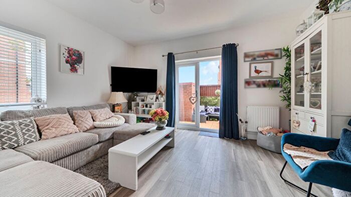 3 Bedroom Maisonette For Sale In Henry Shuttlewood Drive, Chelmsford, CM1