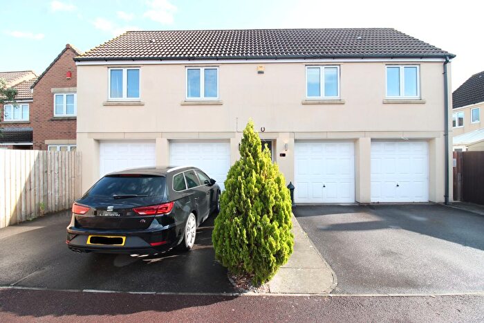 2 Bedroom Property To Rent In Careys Way, Weston-Super-Mare, BS24