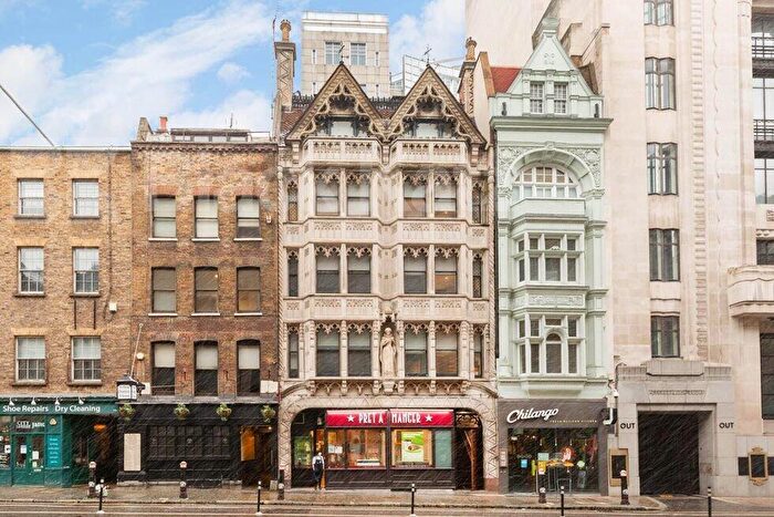 Flat To Rent In Fleet Street, Blackfriars, EC4A
