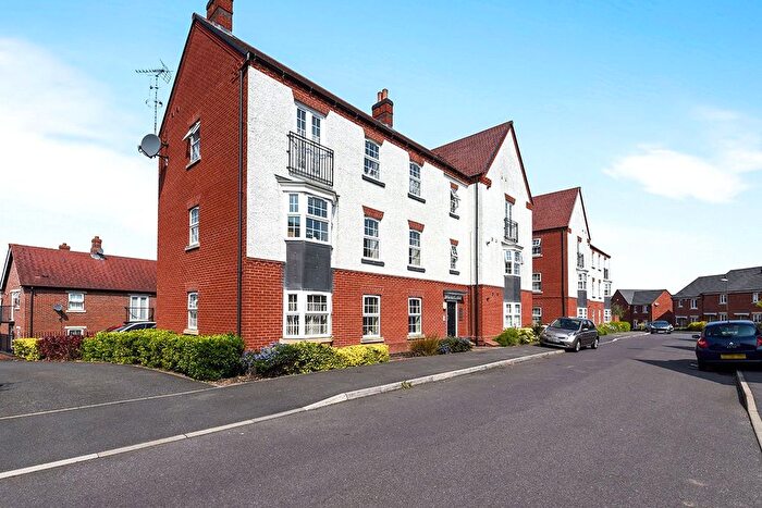 2 Bedroom Flat To Rent In Salford Way, Church Gresley, Swadlincote, Derbyshire, DE11