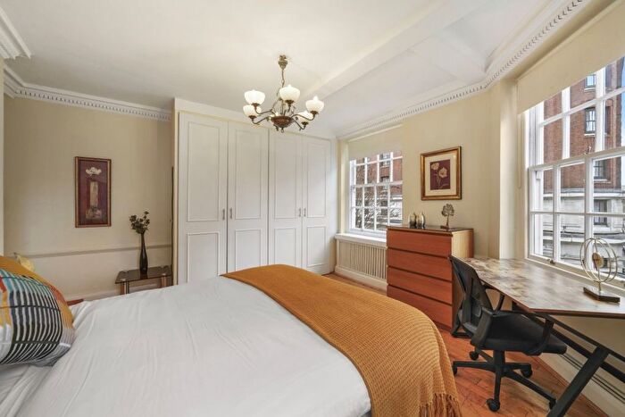 4 Bedroom Flat To Rent In Great Cumberland Place, London, W1H