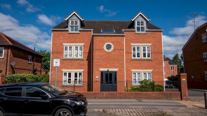 2 Bedroom Flat To Rent In Heworth Mews, Layerthorpe, York, YO31