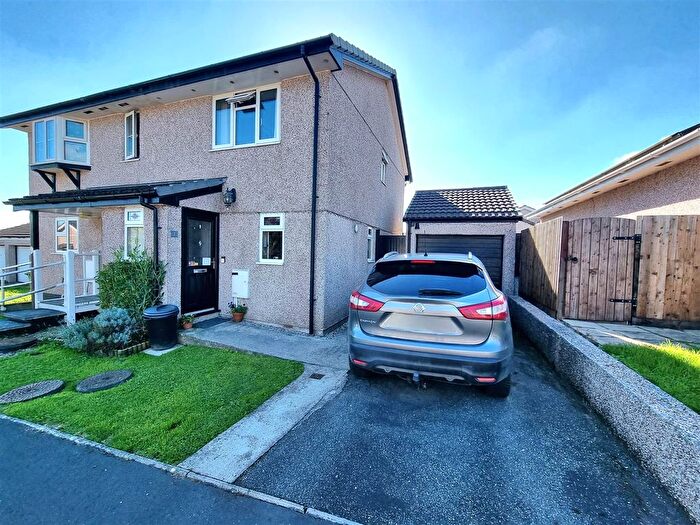 2 Bedroom Semi Detached House For Sale In Crabbs Close, St. Giles-On-The-Heath., PL15