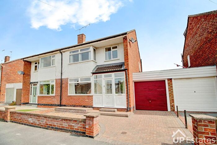 3 Bedroom Semi-Detached House For Sale In Royal Crescent, Coventry, CV3