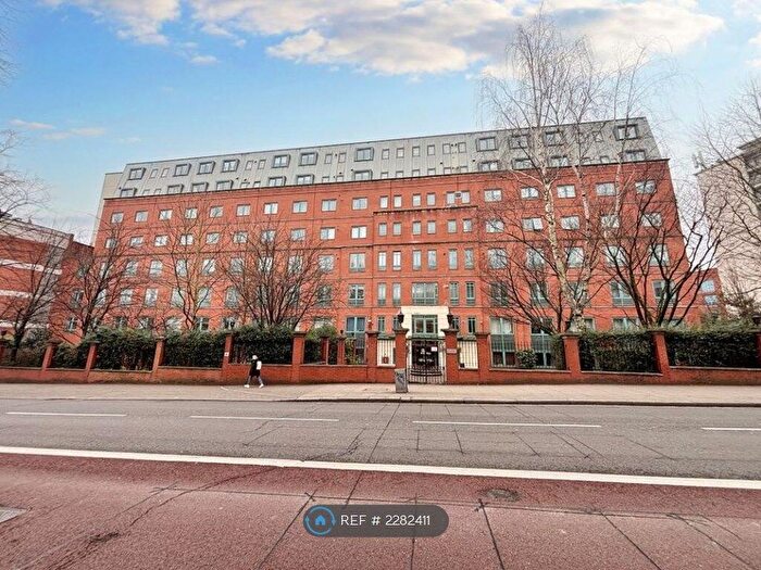 2 Bedroom Flat To Rent In Shoot Up Hill, London, NW2