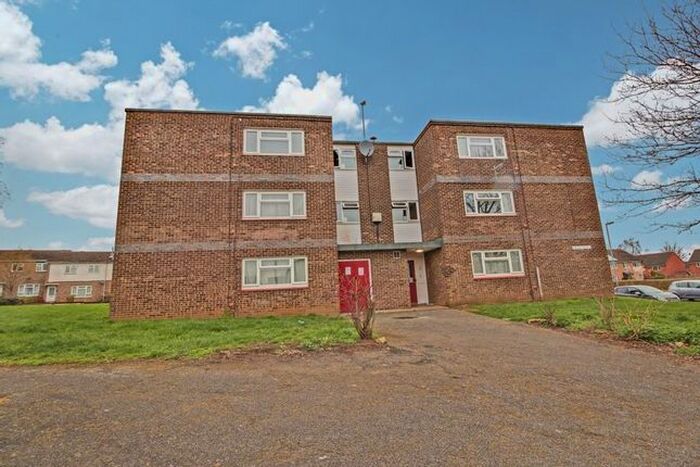 2 Bedroom Flat For Sale In Regent Close, Eaton Socon, St. Neots, PE19