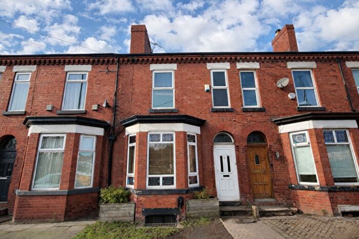 5 Bedroom Terraced House For Sale In Barton Road, Stretford, M32