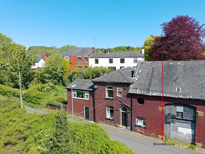 3 Bedroom Farm House For Sale In Cragg Road, Chadderton, OL1