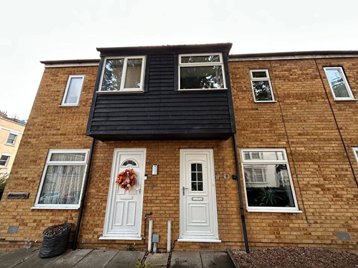 2 Bedroom Terraced House To Rent In Clifton Lawn, Ramsgate, Kent, CT11